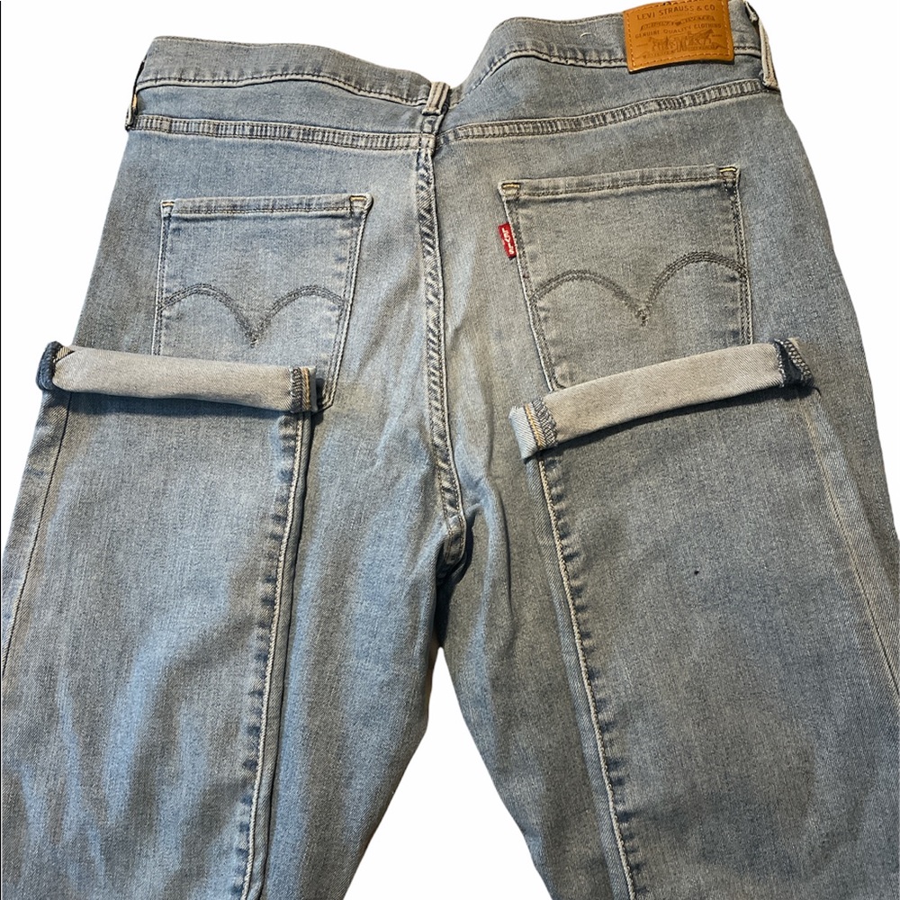 NEW! Without tags, LEVI’s 312 Shaping Slim size 12